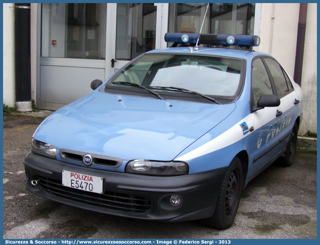 Polizia E5470
Polizia di Stato
Squadra Volante
Fiat Marea
Parole chiave: Polizia di Stato;Polizia;PS;Fiat;Marea;Squadra;Volante;Volanti;E5470