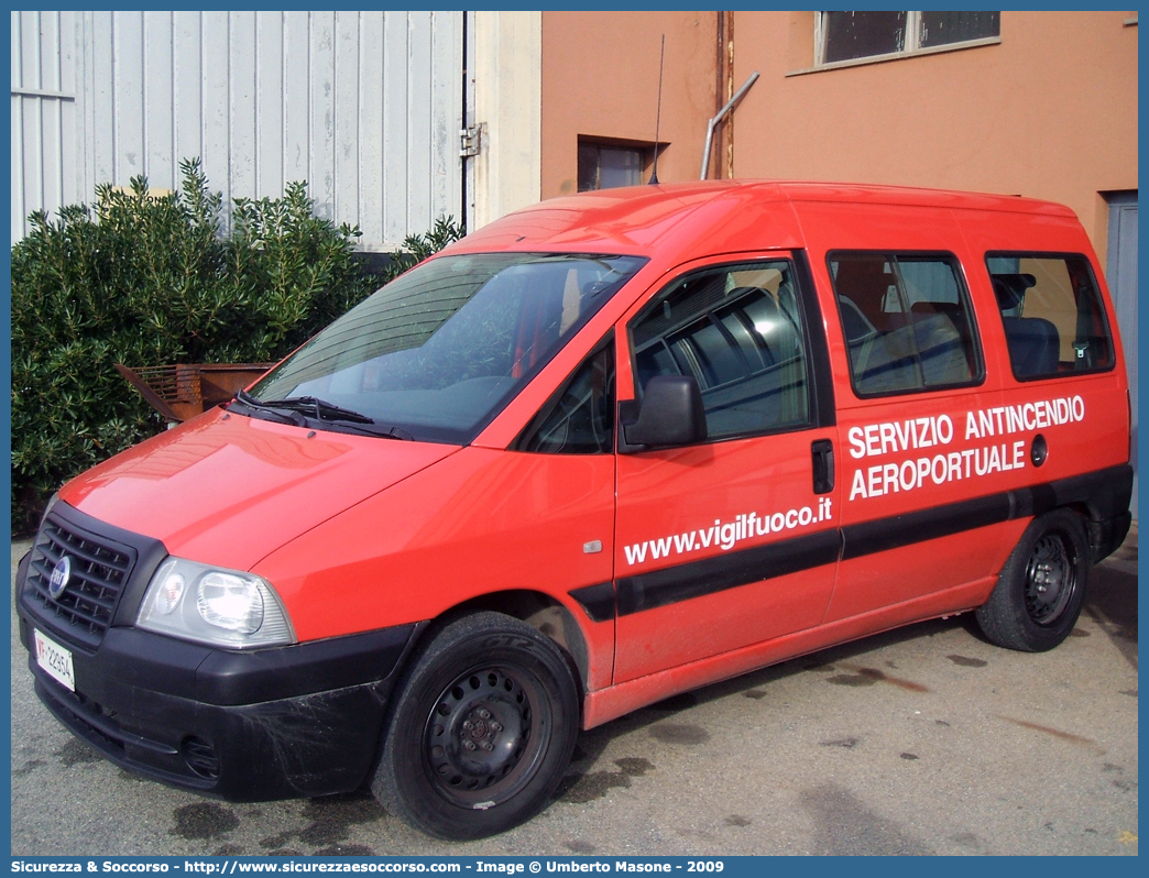 VF 22954
Corpo Nazionale Vigili del Fuoco
Nucleo Aeroportuale
Fiat Scudo III serie
Parole chiave: Corpo;Nazionale;Vigili del Fuoco;Vigili;Fuoco;Fiat;Scudo;Aeroportuale