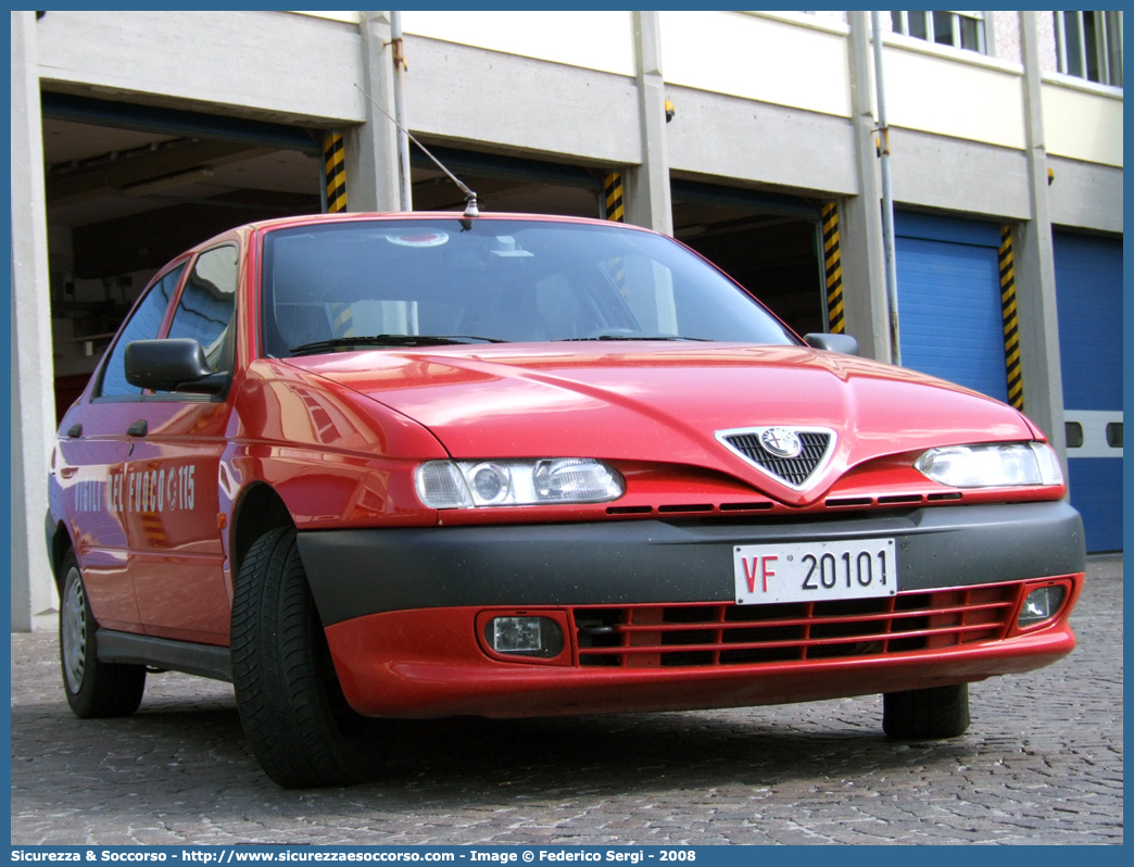 VF 20101
Corpo Nazionale Vigili del Fuoco
Alfa Romeo 146
Parole chiave: Corpo;Nazionale;Vigili del Fuoco;Vigili;Fuoco;Alfa;Romeo;146