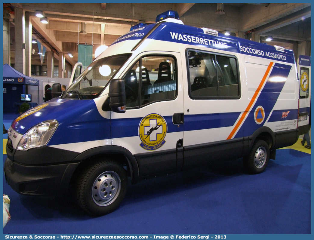 PC ZS0LV
Wasserrettung
Soccorso Acquatico
Iveco Daily IV serie restyling
Allestitore Ziegler Italiana GmbH
Parole chiave: Wasserrettung;Soccorso;Acquatico;Bolzano;Iveco;Daily;Ziegler