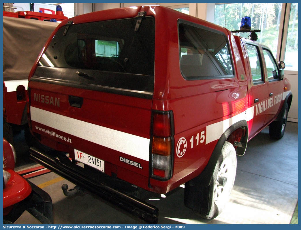 VF 24151
Corpo Nazionale Vigili del Fuoco
Nissan Pick Up
Parole chiave: Corpo;Nazionale;Vigili del Fuoco;Vigili;Fuoco;Nissan;Pick Up