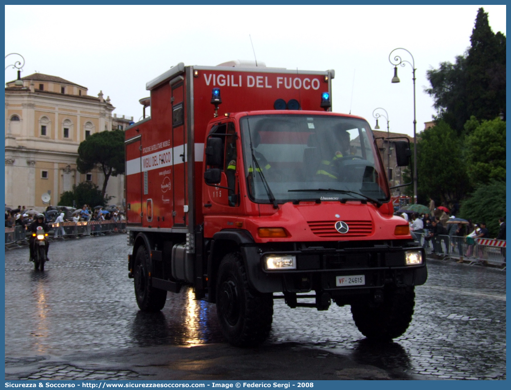 VF 24615
Corpo Nazionale Vigili del Fuoco
Nucleo Telecomunicazioni Radio
Mercedes Benz Unimog U500
Parole chiave: Corpo;Nazionale;Vigili del Fuoco;Vigili;Fuoco;Mercedes Benz;Unimog;U500;U 500;Telecomunicazioni;Tele Comunicazioni;Radio