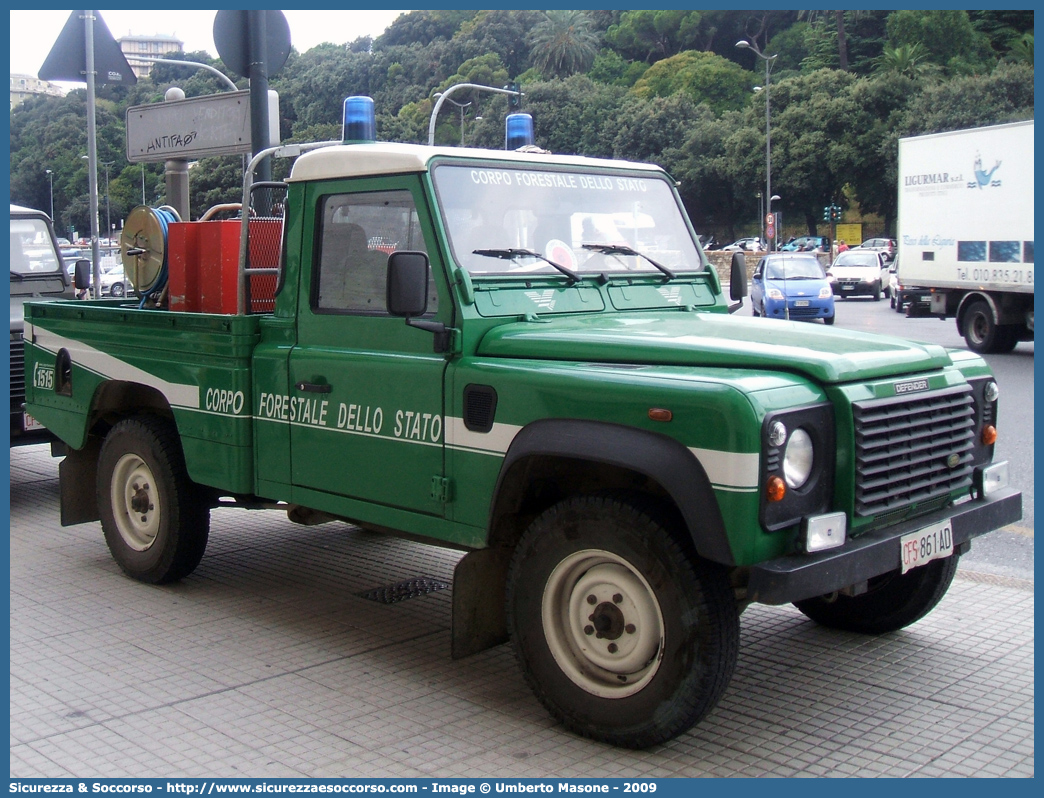 CFS 861AD
Corpo Forestale dello Stato
Land Rover Defender 110
Parole chiave: Corpo;Forestale;Stato;Corpo Forestale dello Stato;CFS;C.F.S.;Land Rover;Defender;110