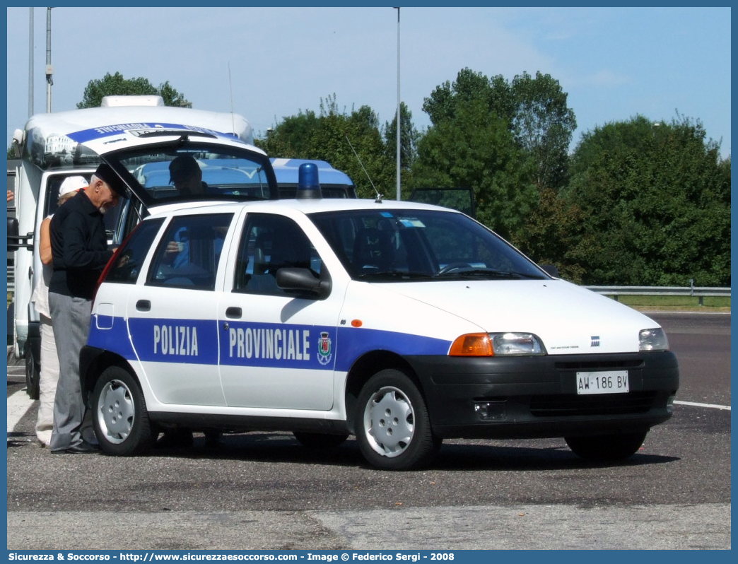 -
Polizia Provinciale
Provincia di Padova
Fiat Punto I serie
Parole chiave: PL;P.L.;Polizia;Locale;Provinciale;Padova;Fiat;Punto I serie