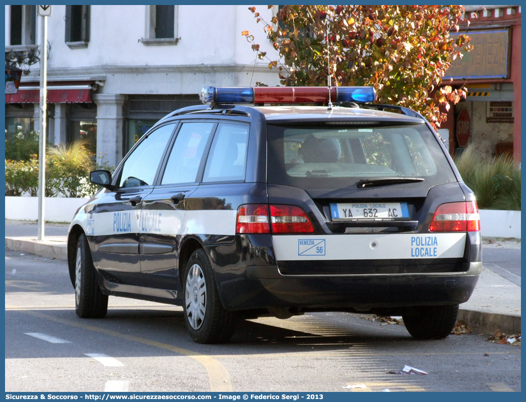 Polizia Locale YA632AC
Polizia Locale
Comune di Venezia
Fiat Stilo Multiwagon I serie
Parole chiave: Polizia;Locale;Municipale;Venezia;Fiat;Stilo;Multiwagon;YAYA632AC;YA 632 AC