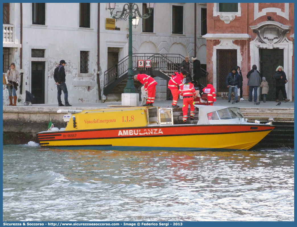 Idroambulanza
SUEM 118 Venezia Mestre
Azienda ULSS 3 - Serenissima
Venezia
Idroambulanza
Allestitore Studioplast S.a.s.

Parole chiave: 118;SUEM;S.U.E.M.;Venezia;Mestre;Emergenza;Idroambulanza;Imbarcazione;Motoscafo