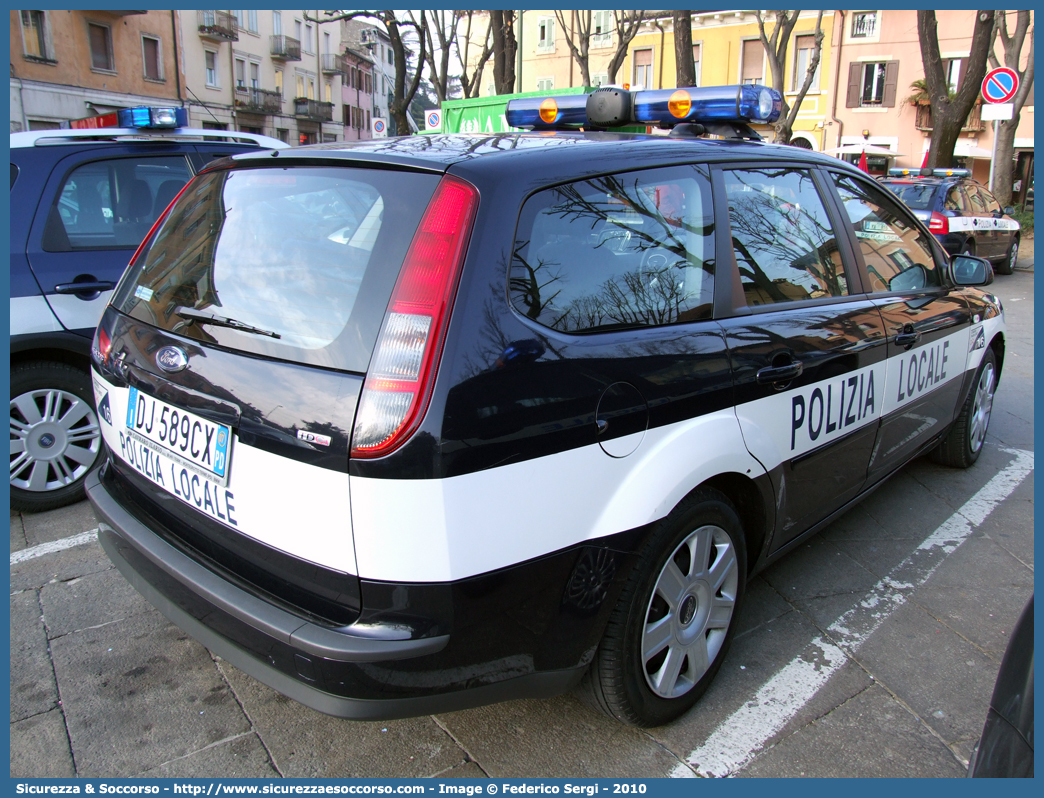 -
Polizia Locale
Consorzio Padova Ovest
Ford Focus Style Wagon I serie
Parole chiave: Polizia;Locale;Municipale;Padova Ovest;Cervarese Santa Croce;Mestrino;Rubano;Selvazzano Dentro;Veggiano;Ford;Focus;Style Wagon