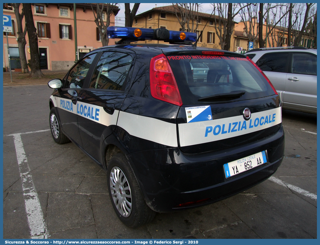 Polizia Locale YA852AA
Polizia Locale
Comune di Sommacampagna
Fiat Grande Punto
Parole chiave: Polizia;Locale;Municipale;Sommacampagna;Fiat;Grande Punto;YA852AA