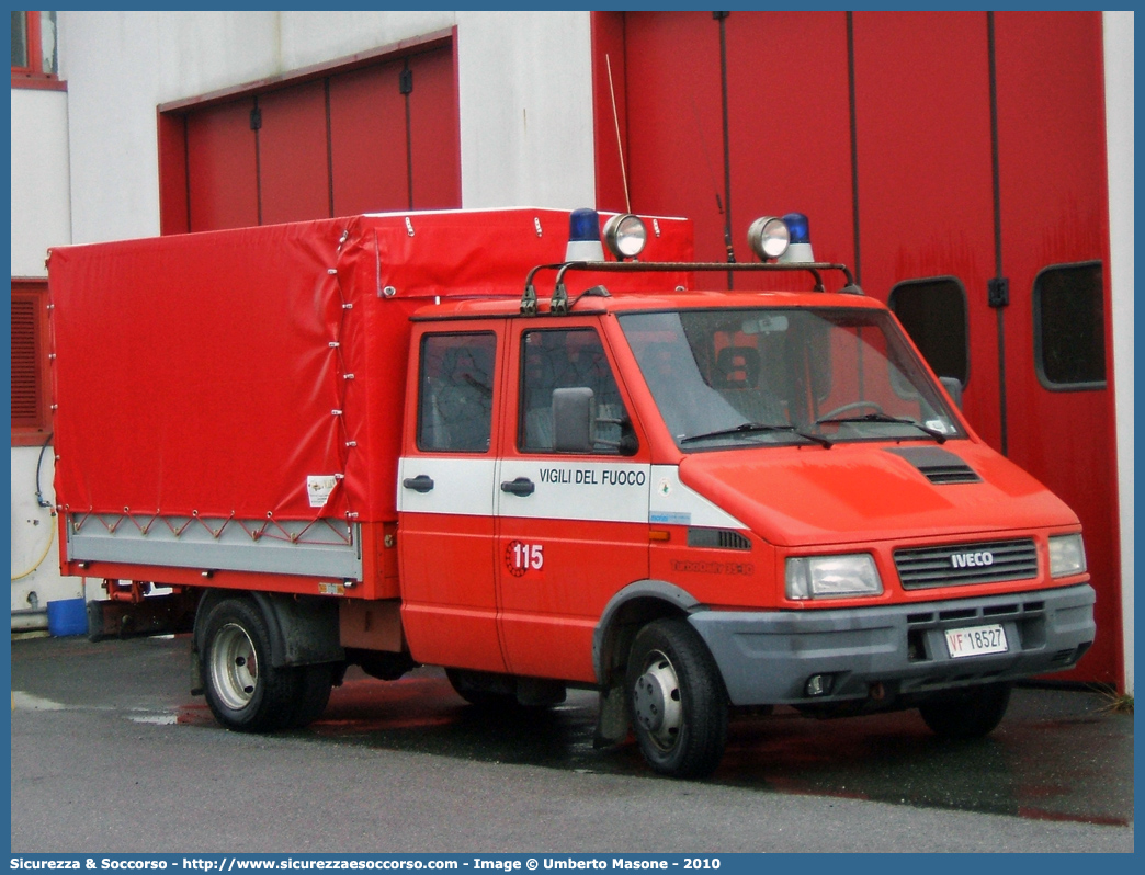 VF 18527
Corpo Nazionale Vigili del Fuoco
Nucleo Elicotteri
Iveco Daily 35-10 II serie
Parole chiave: VVF;V.V.F;Corpo;Nazionale;Vigili;del;Fuoco;Nucleo;Elicotteri;Reparto;Volo;Iveco;Daily;35-10;35.10;35;10