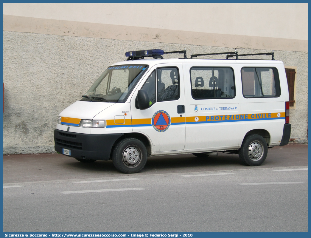 -
Protezione Civile
Comune di Terrassa Padovana
Fiat Ducato II serie
Parole chiave: PC;P.C.;Protezione Civile;Terrassa Padovana;Fiat;Ducato II serie