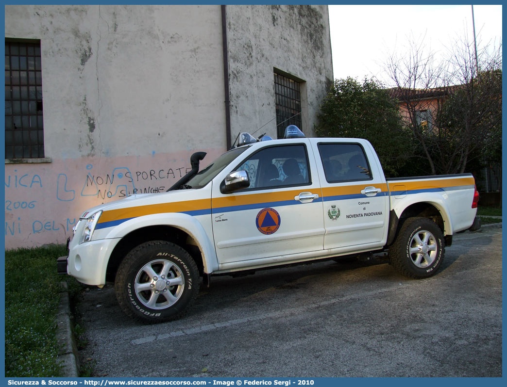 -
Protezione Civile
Comune di Noventa Padovana
Isuzu D-Max I serie I restyling
Parole chiave: PC;P.C.;Protezione Civile;Noventa Padovana;Isuzu;D-Max II serie