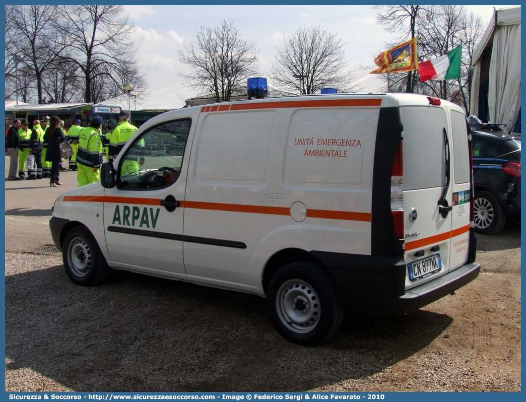 A 01
ARPAV
Unità Emergenza Ambientale
Fiat Doblò I serie
Parole chiave: ARPAV;Emergenza Ambientale;Fiat;Doblò I serie