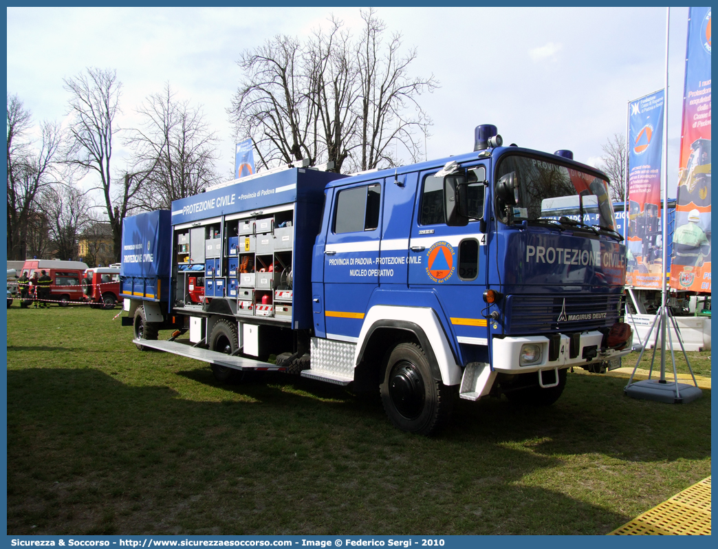 -
Protezione Civile
Provincia di Padova
Magirus Deutz 170D11
Parole chiave: PC;P.C.;Protezione Civile;Padova;Magirus Deutz;170D11