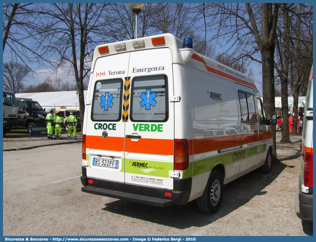 29
Croce Verde Verona
Volkswagen LT35
Parole chiave: Croce Verde;CV;C.V.;Verona;Pubblica;Assistenza;Ambulanza;Volkswagen;LT;35;29