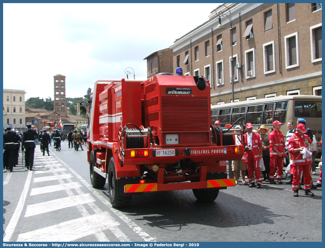 VF 16250
Corpo Nazionale Vigili del Fuoco
Sirmac 524D 4x4
Parole chiave: Corpo;Nazionale;Vigili del Fuoco;Vigili;Fuoco;Sirmac;524D;524 D;AIB