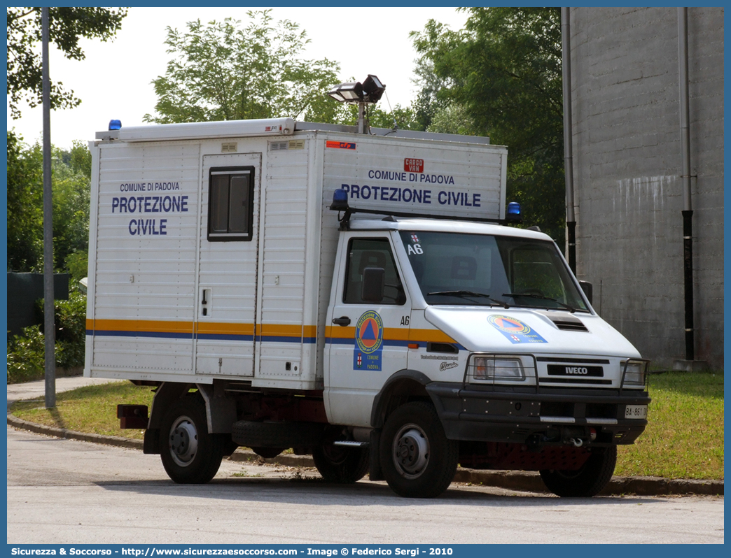 A6
Protezione Civile
Comune di Padova
Iveco Daily 35-10 4x4 II serie
(variante)
Parole chiave: PC;P.C.;Protezione Civile;Padova;Iveco;Daily 35-10 4x4 II serie