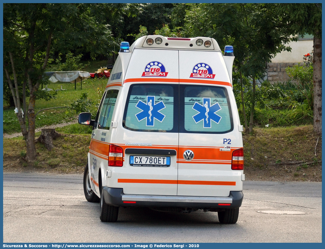 PAPA 2
SUEM 118 Belluno
Azienda ULSS 1 - Dolomiti
Pieve di Cadore
Volkswagen Transporter T5
Allestitore Aricar S.p.A.
Parole chiave: 118;SUEM;S.U.E.M.;Belluno;Pieve di Cadore;Ambulanza;Volkswagen;Transporter;T5;Aricar