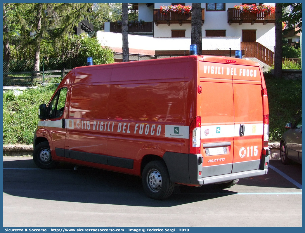 VF 25607
Corpo Nazionale Vigili del Fuoco
Fiat Ducato III serie 
Fornitura Regione Lombardia
Parole chiave: VVF;V.V.F.;Corpo;Nazionale;Vigili;del;Fuoco;Fiat;Ducato;X250;Lombardia