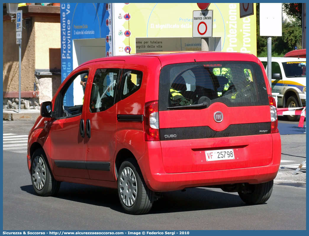 VF 25798
Corpo Nazionale Vigili del Fuoco
Fiat Qubo I serie
Parole chiave: VVF;V.V.F.;Corpo;Nazionale;Vigili;del;Fuoco;Fiat;Qubo