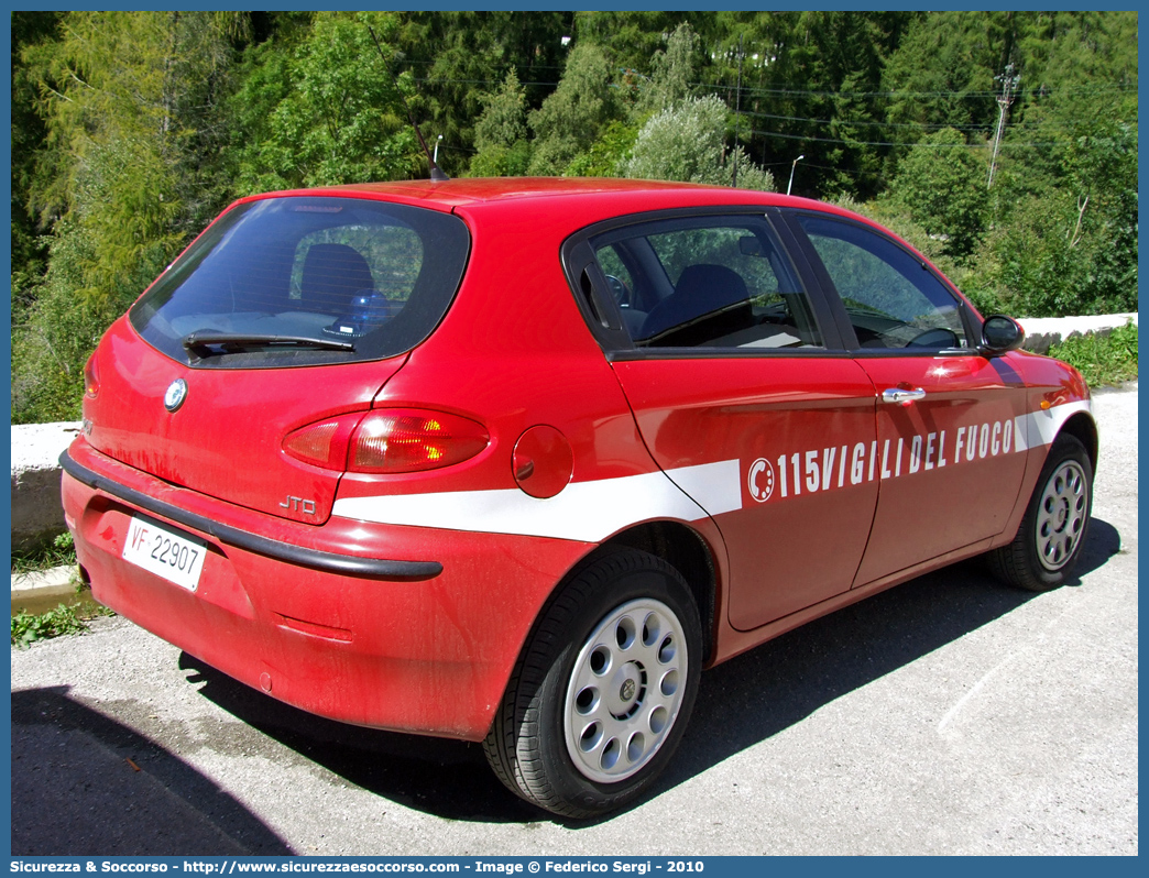 VF 22907
Corpo Nazionale Vigili del Fuoco
Alfa Romeo 147 I serie
Parole chiave: Corpo;Nazionale;Vigili del Fuoco;Vigili;Fuoco;Alfa;Romeo;147