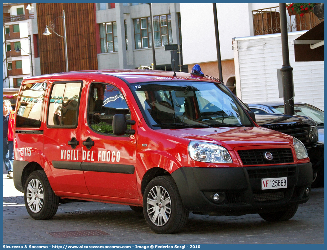 VF 25668
Corpo Nazionale Vigili del Fuoco
Fiat Doblò I serie restyling
Parole chiave: VVF;V.V.F.;Corpo;Nazionale;Vigili;del;Fuoco;Fiat;Doblò;Doblo