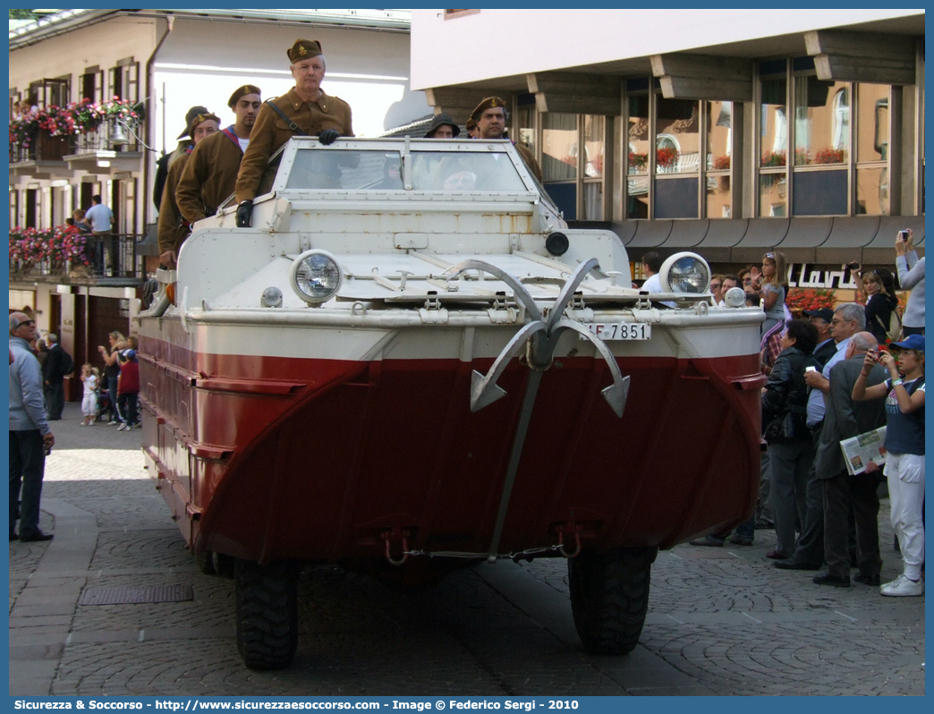 VF 7851
Corpo Nazionale Vigili del Fuoco
Veicoli per Interventi in Ambiente Ostile
GMC DUKW
Parole chiave: VF;V.F.;VVF;V.V.F.;Corpo;Nazionale;Vigili del Fuoco;Vigili;Fuoco;Ambiente;Ostile;GMC;DUKW;7851