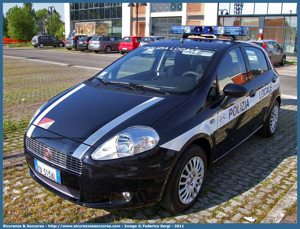 Polizia Locale YA513AL
Polizia Locale
Consorzio Padova Ovest
Fiat Grande Punto
Parole chiave: Polizia;Locale;Municipale;Padova Ovest;Cervarese Santa Croce;Mestrino;Rubano;Selvazzano Dentro;Veggiano;Fiat;Grande Punto;YA513AL