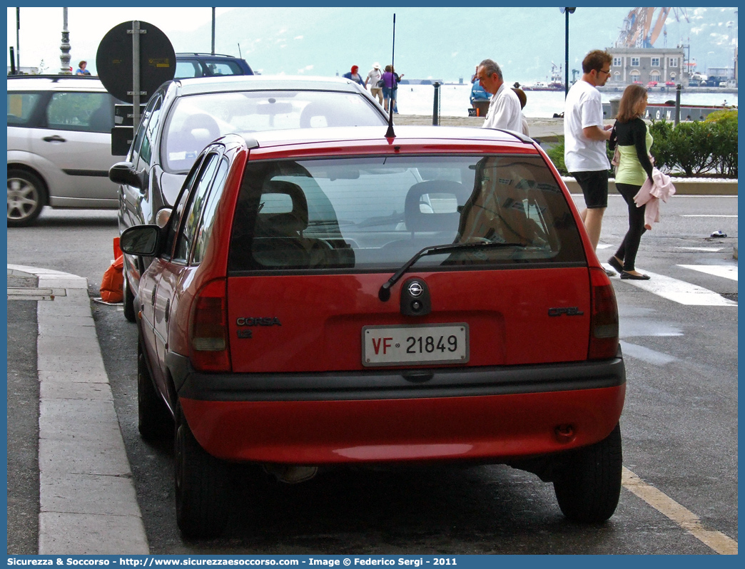 VF 21849
Corpo Nazionale Vigili del Fuoco
Opel Corsa II serie
Parole chiave: Corpo;Nazionale;Vigili del Fuoco;Vigili;Fuoco;Opel;Corsa