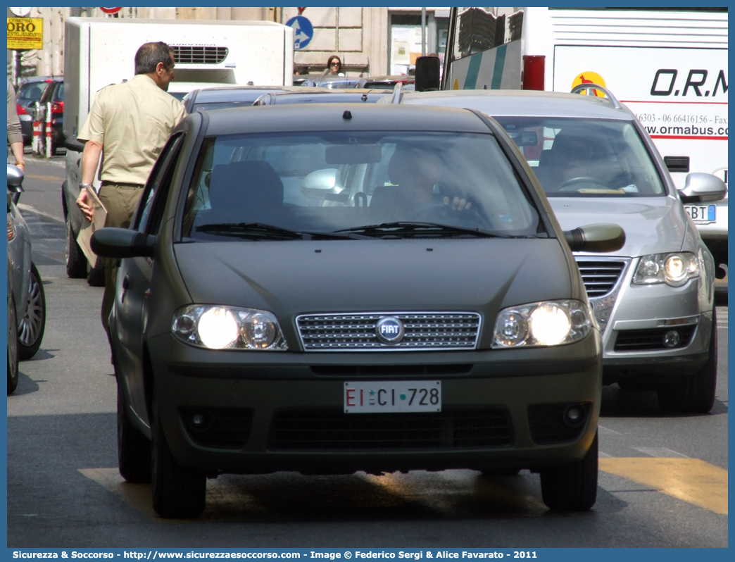 EI CI728
Esercito Italiano
Fiat Punto III serie
Parole chiave: EI;E.I.;Esercito;Italiano;Autovetture;Fiat;Punto III serie;CI728