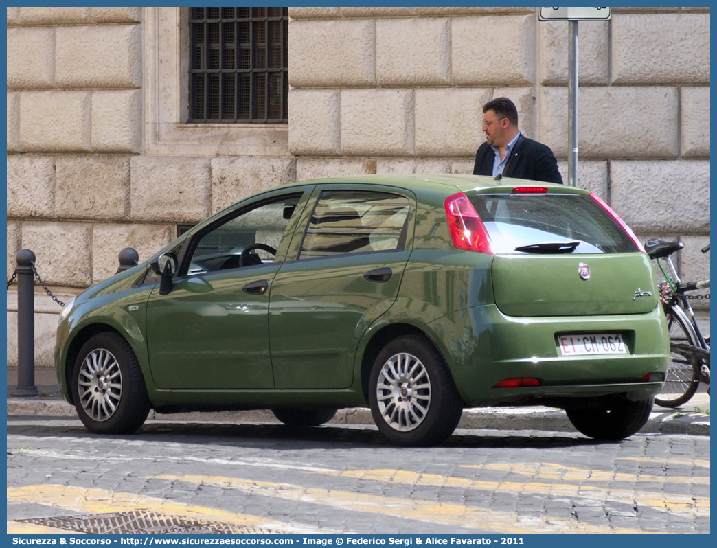 EI CM062
Esercito Italiano
Fiat Grande Punto
Parole chiave: EI;E.I.;Esercito;Italiano;Fiat;Grande;Punto