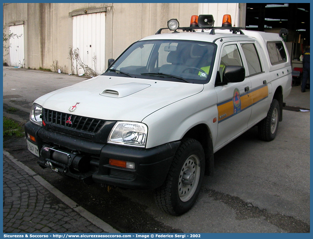 A3
Protezione Civile
Comune di Padova
Mitsubishi L200 III serie restyling
Parole chiave: PC;P.C.;Protezione Civile;Padova;Mitsubishi;L200 III serie restyling