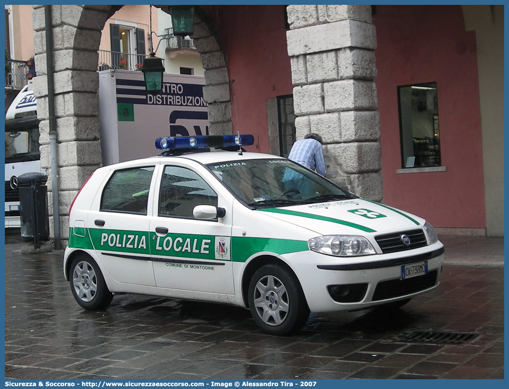 -
Polizia Locale
Comune di Montodine
Fiat Punto III serie
Parole chiave: Polizia;Locale;Municipale;Montodine;Fiat;Punto