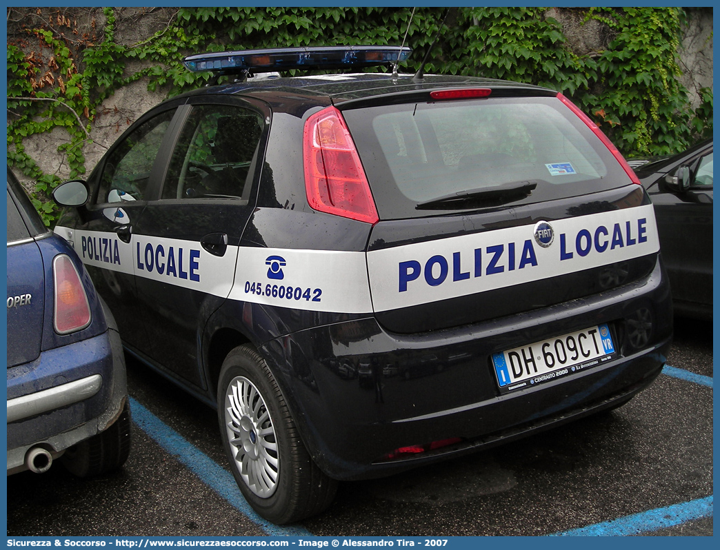 -
Polizia Locale
Comune di Albaredo d'Adige
Fiat Grande Punto
Parole chiave: Polizia;Locale;Municipale;Albaredo d'Adige;Albaredo Adige;Fiat;Grande Punto