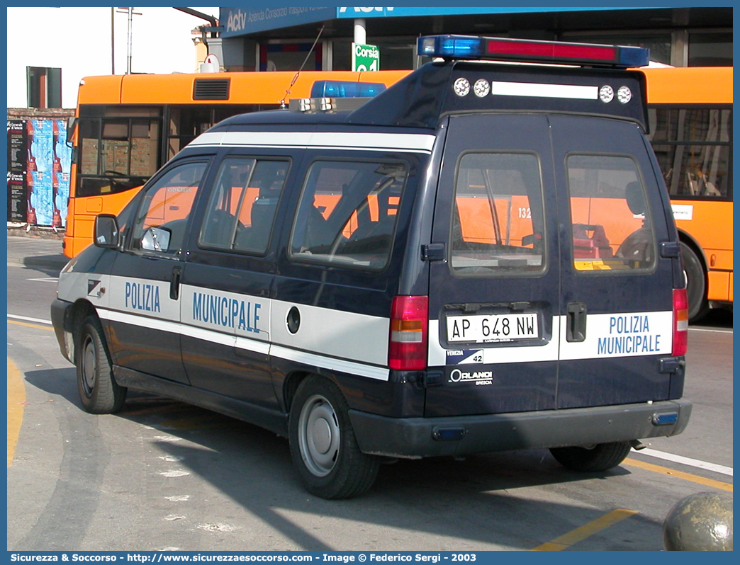 -
Polizia Municipale
Comune di Venezia
Fiat Scudo I serie
Allestitore Orlandi S.r.l.
Parole chiave: PL;P.L.;PM;P.M.;Polizia;Locale;Municipale;Venezia;Fiat;Scudo;Orlandi