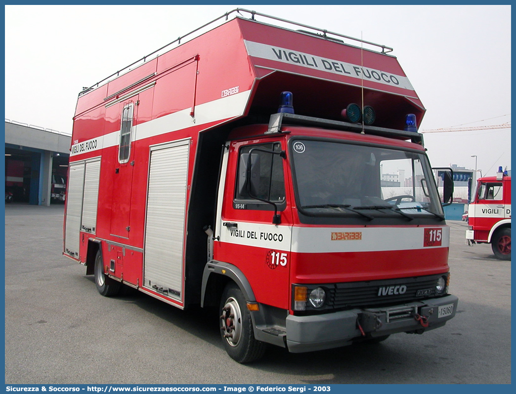 VF 15060
Corpo Nazionale Vigili del Fuoco
Iveco 95-14
Allestitore Baribbi S.p.A.
Parole chiave: VVF;V.V.F.;Corpo;Nazionale;Vigili;del;Fuoco;Polilogistici;Polilogistico;Iveco;95-14;95;14;Baribbi