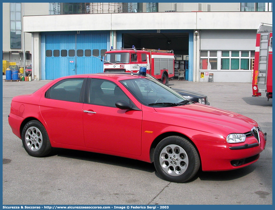 VF 21174
Corpo Nazionale Vigili del Fuoco
Alfa Romeo 156 I serie
Parole chiave: VVF;V.V.F.;Corpo;Nazionale;Vigili;del;Fuoco;Alfa;Romeo;156