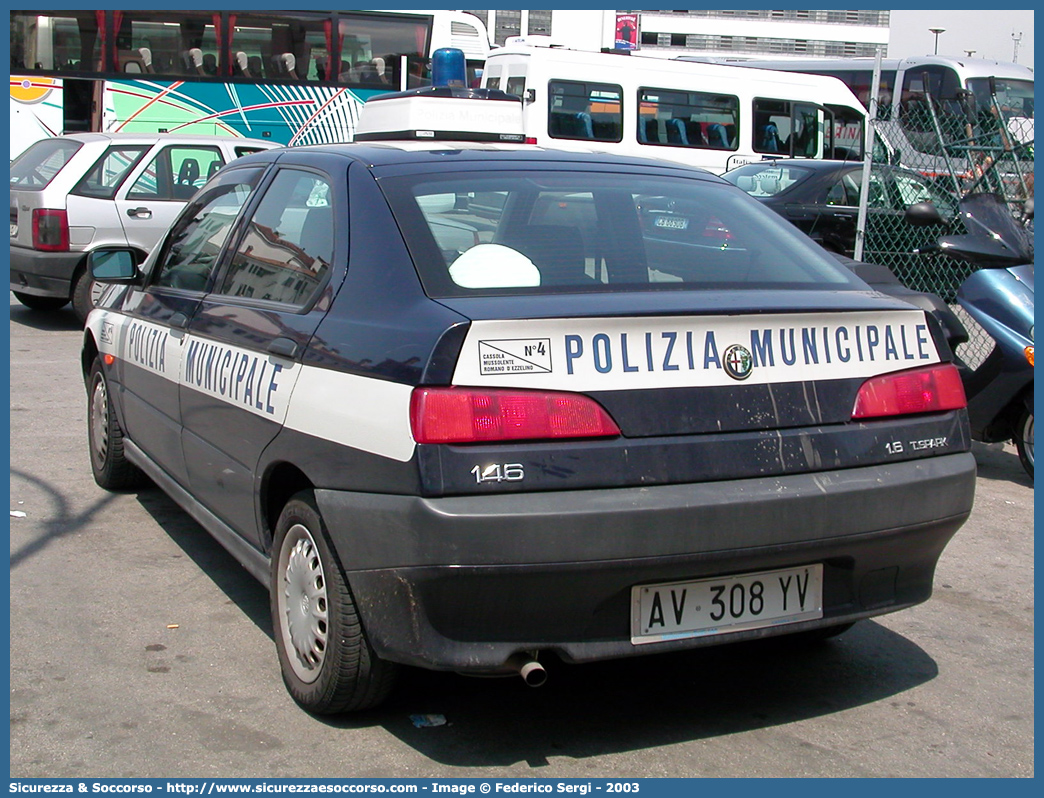 -
Polizia Municipale
Unione Comuni Cassola, Mussolente e Romano d'Ezzelino
Alfa Romeo 146
Parole chiave: Polizia;Locale;Municipale;Cassola;Mussolente;Romano d'Ezzelino;Alfa Romeo;146