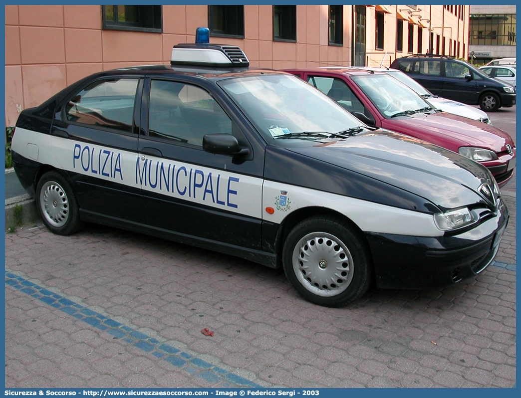 -
Polizia Municipale
Comune di Brugine
Alfa Romeo 146
Parole chiave: Polizia;Locale;Municipale;Brugine;Alfa Romeo;146