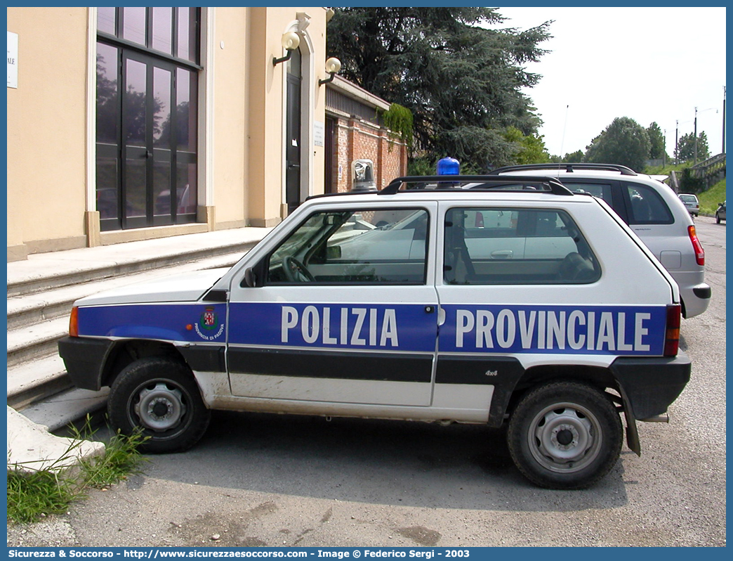 -
Polizia Provinciale
Provincia di Padova
Fiat Panda 4x4 II serie
Parole chiave: PL;P.L.;Polizia;Locale;Provinciale;Padova;Fiat;Panda