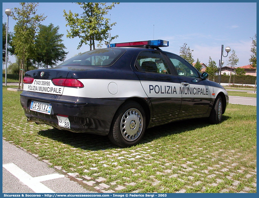 -
Polizia Municipale
Comune di Jesolo
Alfa Romeo 156 I serie

Parole chiave: PL;PM;P.L.;P.M.;Polizia;Locale;Municipale;Jesolo;Alfa Romeo;156;I serie