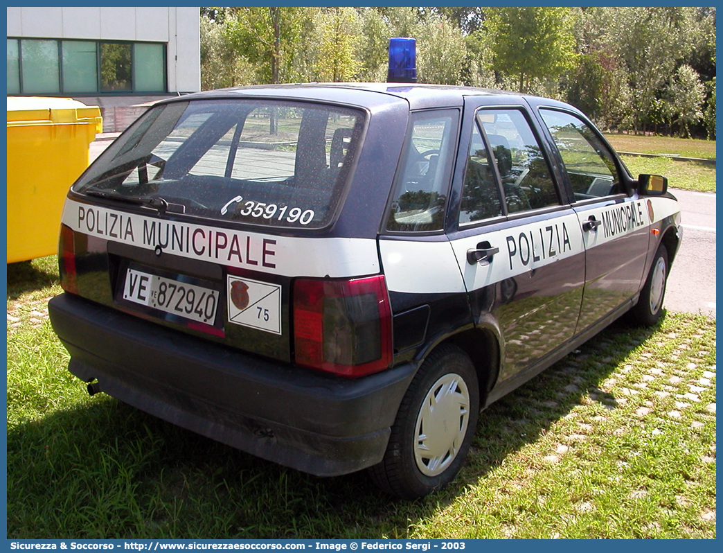 -
Polizia Municipale
Comune di Jesolo
Fiat Tipo II serie
Parole chiave: PL;PM;P.L.;P.M.;Polizia;Locale;Municipale;Jesolo;Fiat;Tipo