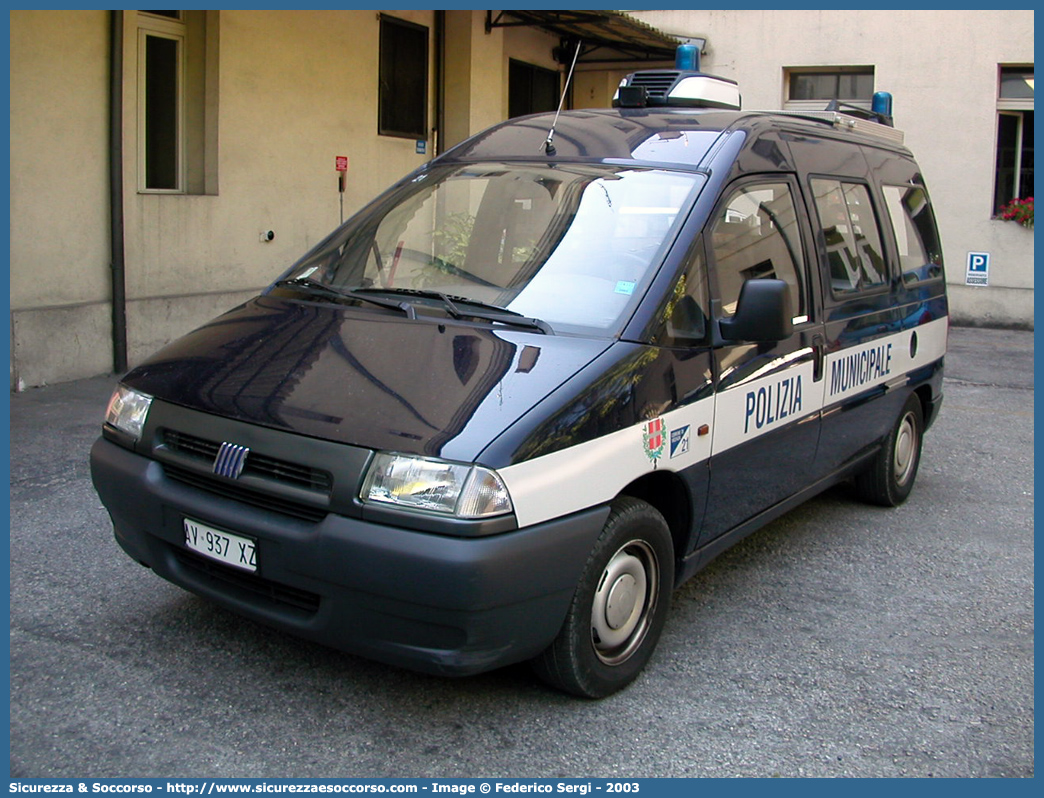 -
Polizia Municipale
Comune di Vicenza
Fiat Scudo I serie
Parole chiave: Polizia;Locale;Municipale;Vicenza;Fiat;Scudo