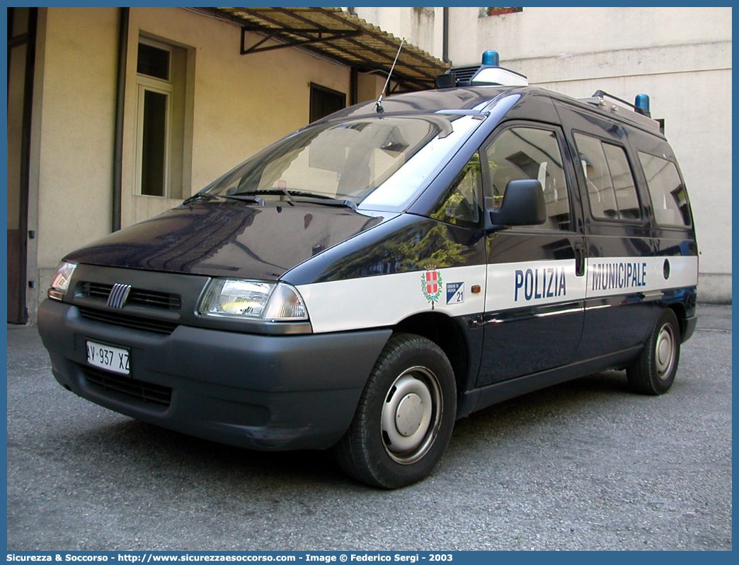 -
Polizia Municipale
Comune di Vicenza
Fiat Scudo I serie
Parole chiave: Polizia;Locale;Municipale;Vicenza;Fiat;Scudo