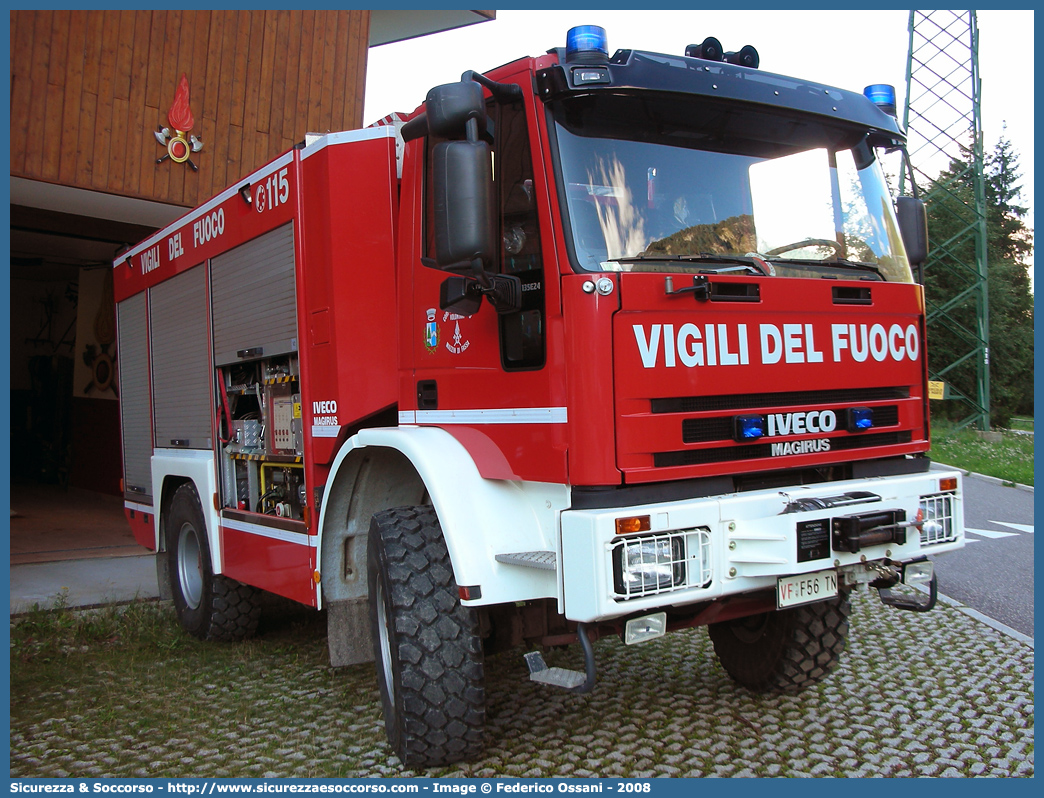 VF F56TN
Corpo Volontario Vigili del Fuoco Mazzin di Fassa
Iveco Magirus 135E24
Parole chiave: VF;V.F.;Vigili del Fuoco;Vigili;Fuoco;Volontari;Mazzin di Fassa;Iveco;Magirus;135E24;F56TN