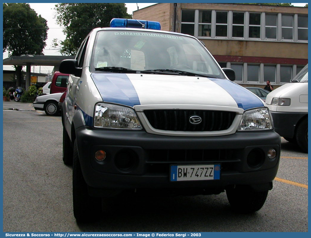 -
Polizia Municipale
Comune di Trieste
Daihatsu Terios I serie
Parole chiave: PL;PM;P.L.;P.M.;Polizia;Locale;Municipale;Trieste;Daihatsu;Terios