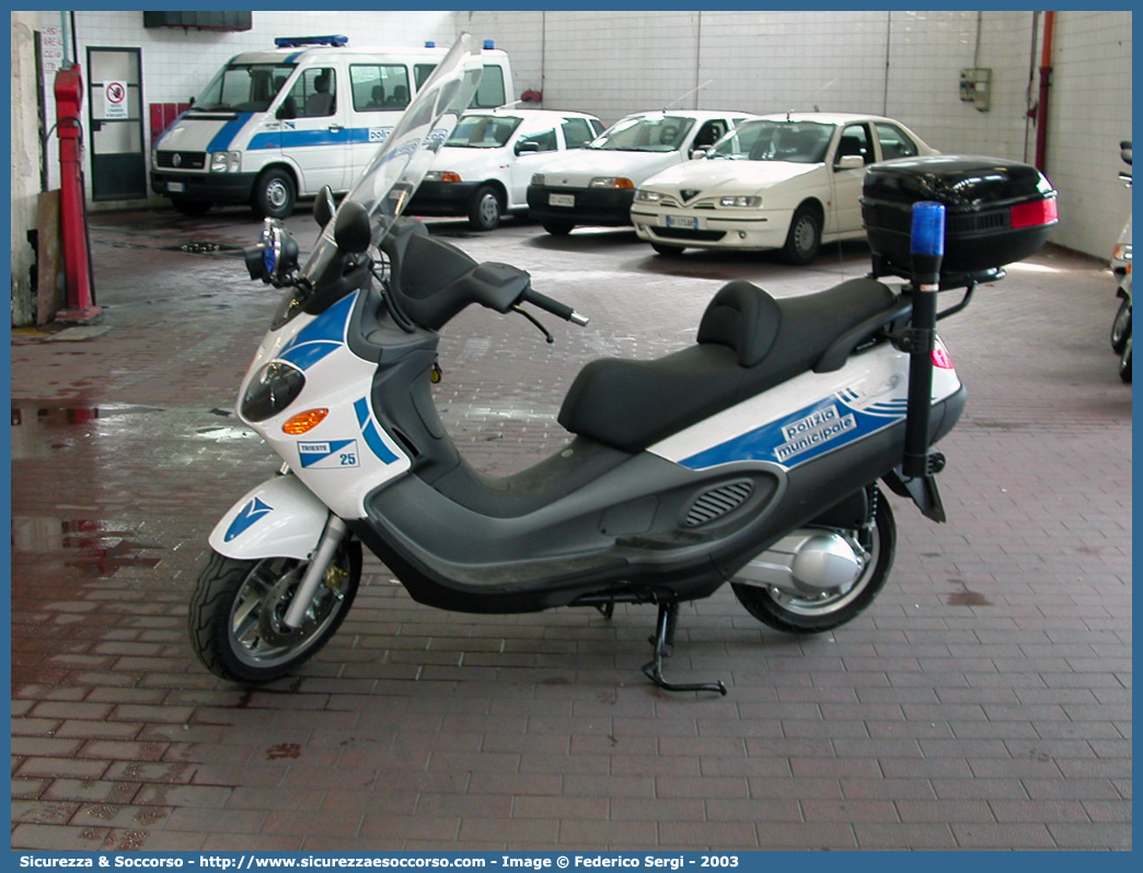 -
Polizia Municipale
Comune di Trieste
Piaggio X9
Parole chiave: Polizia;Municipale;Locale;Trieste;Piaggio;X9