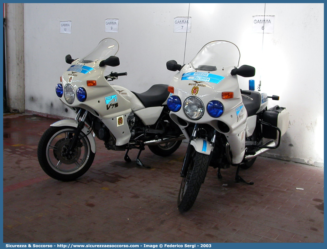 -
Polizia Municipale
Comune di Trieste
Guzzi V75

Parole chiave: Polizia;Municipale;Locale;Trieste;Guzzi;V75