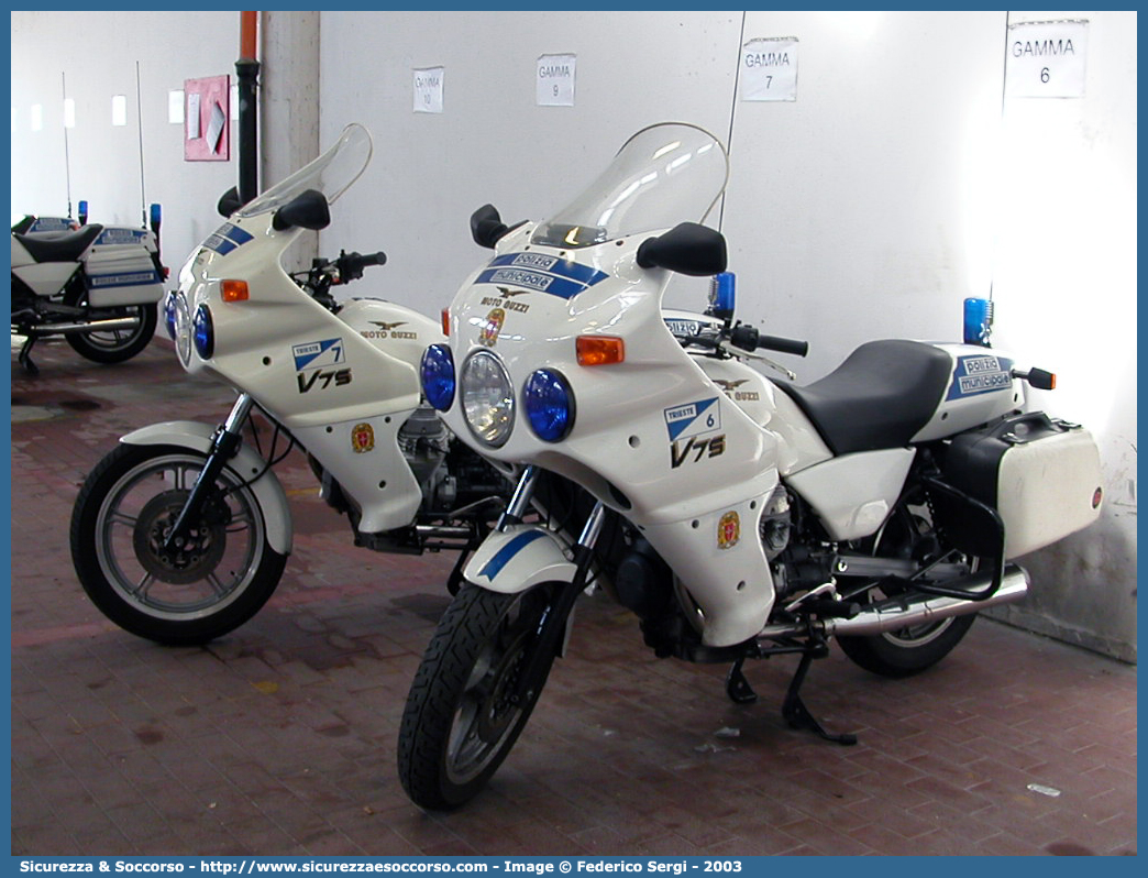 -
Polizia Municipale
Comune di Trieste
Guzzi V75

Parole chiave: Polizia;Municipale;Locale;Trieste;Guzzi;V75