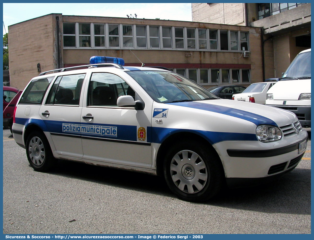 -
Polizia Municipale
Comune di Trieste
Volkswagen Golf Variant IV serie
Parole chiave: Polizia;Municipale;Locale;Trieste;Volkswagen;Golf Variant IV serie