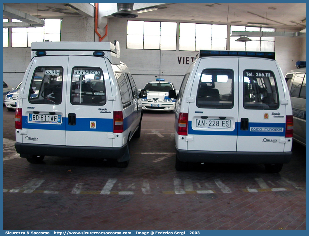 -
Polizia Municipale
Comune di Trieste
Fiat Scudo I serie
Allestitore Orlandi S.r.l.
Parole chiave: Polizia;Municipale;Locale;Trieste;Fiat;Scudo I serie;Orlandi